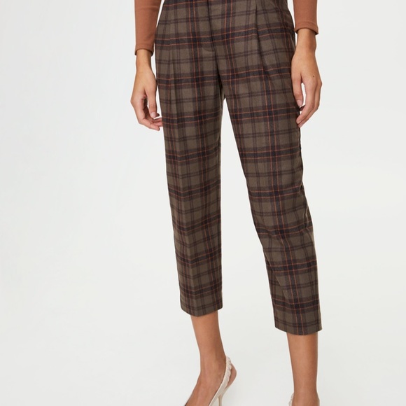 Aritzia Pants - Aritzia Wilfred Chambery pants size 0